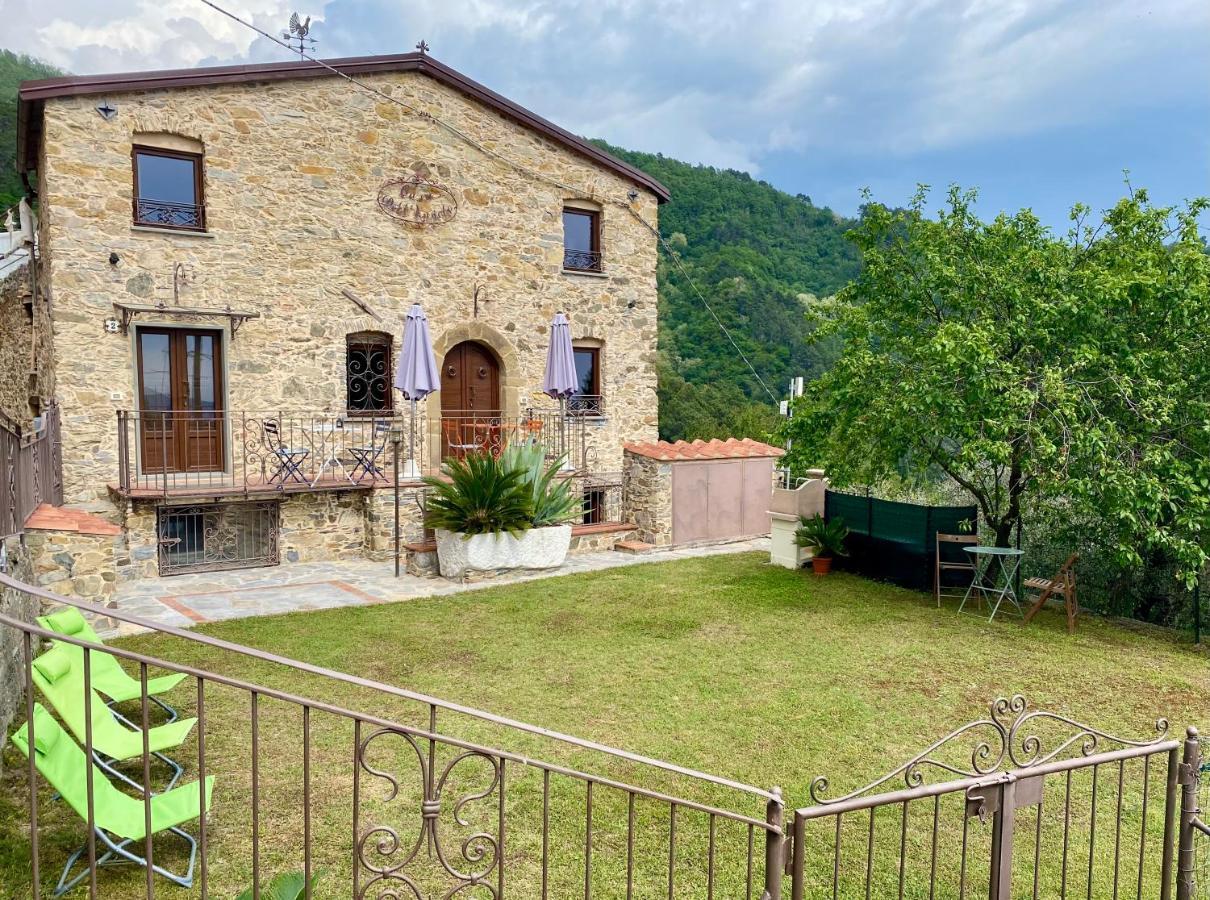 Апартаменты Casa Dell'Angelo Кастельнуово-ди-Магра Экстерьер фото