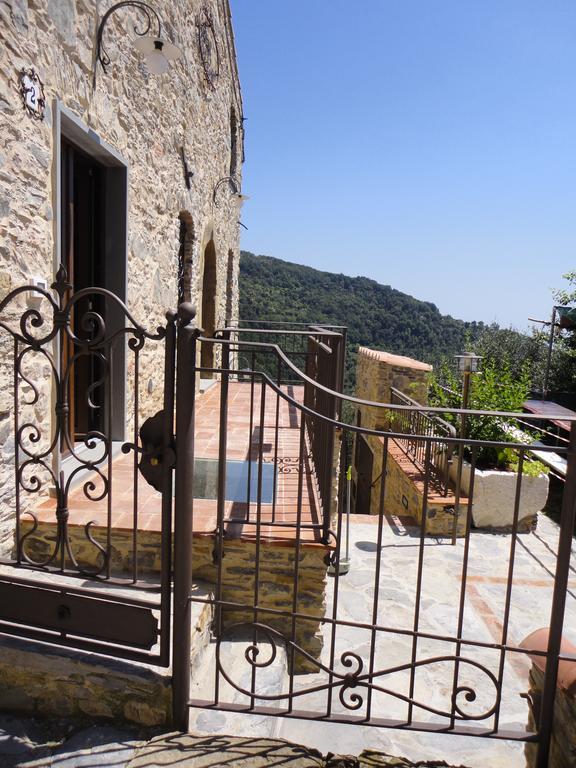 Апартаменты Casa Dell'Angelo Кастельнуово-ди-Магра Экстерьер фото